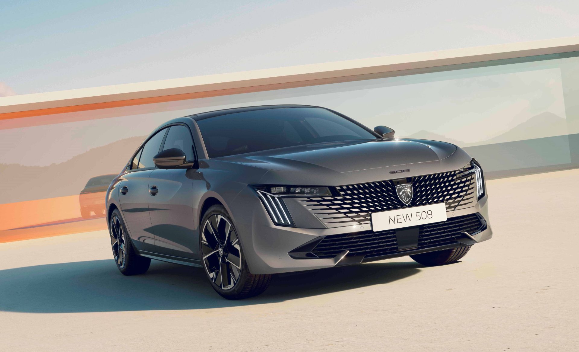 Yenilenen Peugeot 508 satışa sunuldu
