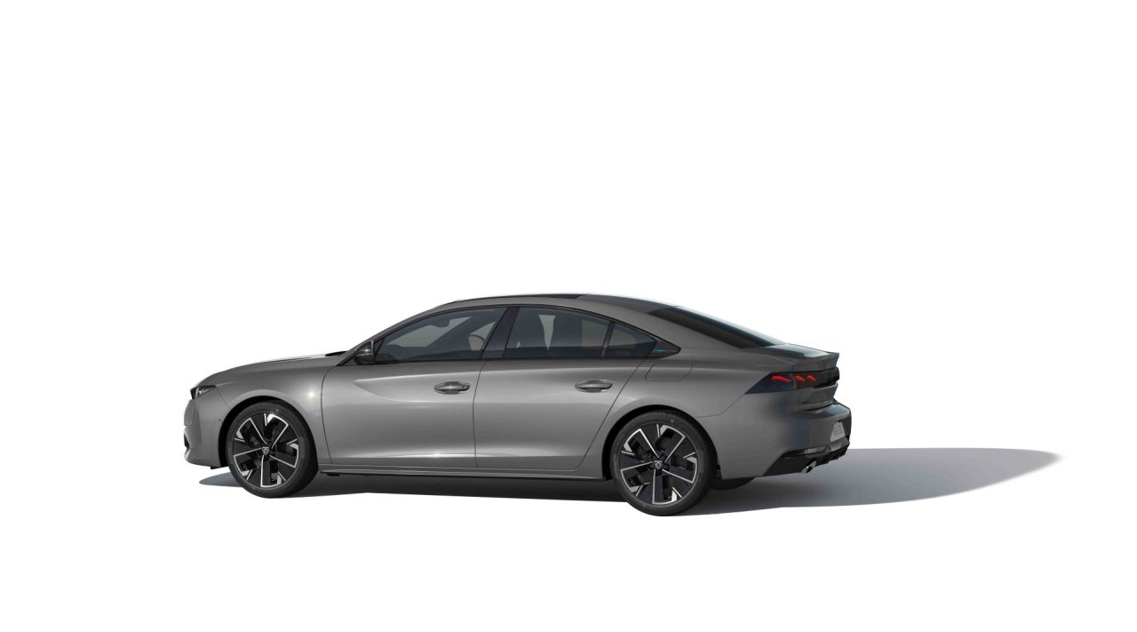 Yenilenen Peugeot 508 satışa sunuldu