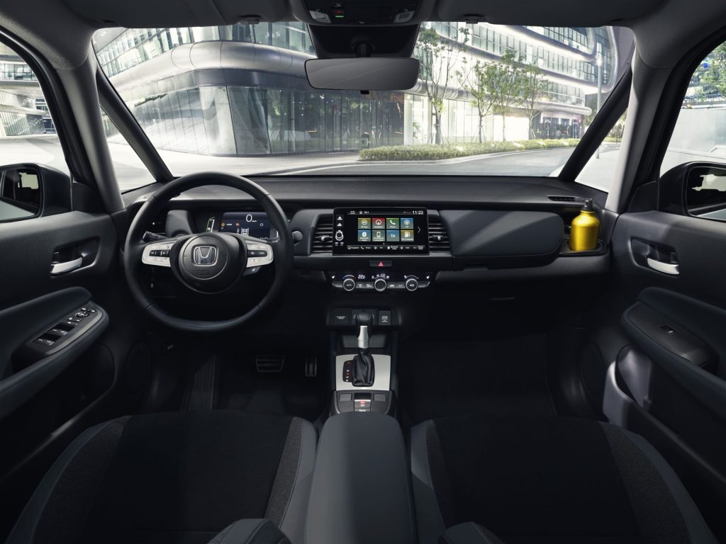 Honda Jazz Hibrit yenilendi