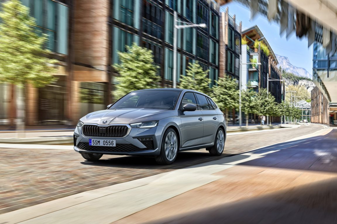 Skoda Kamiq ve Scala makyajlandı