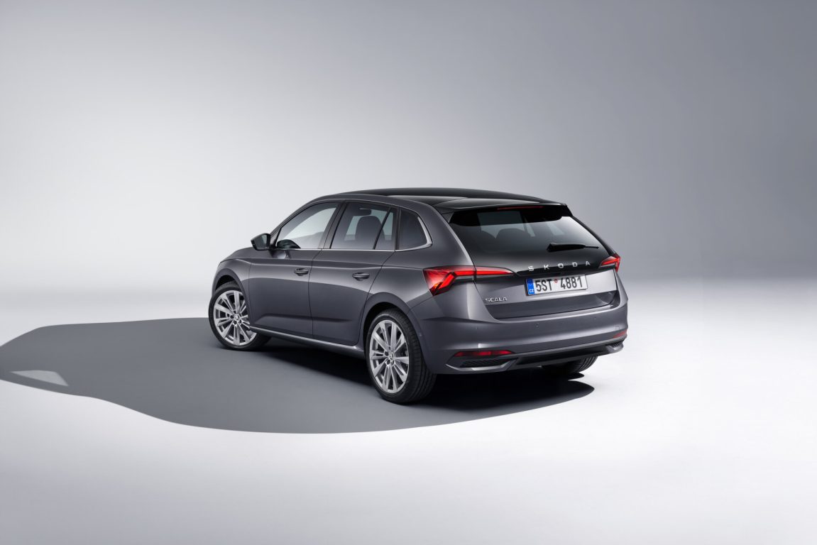 Skoda Kamiq ve Scala makyajlandı