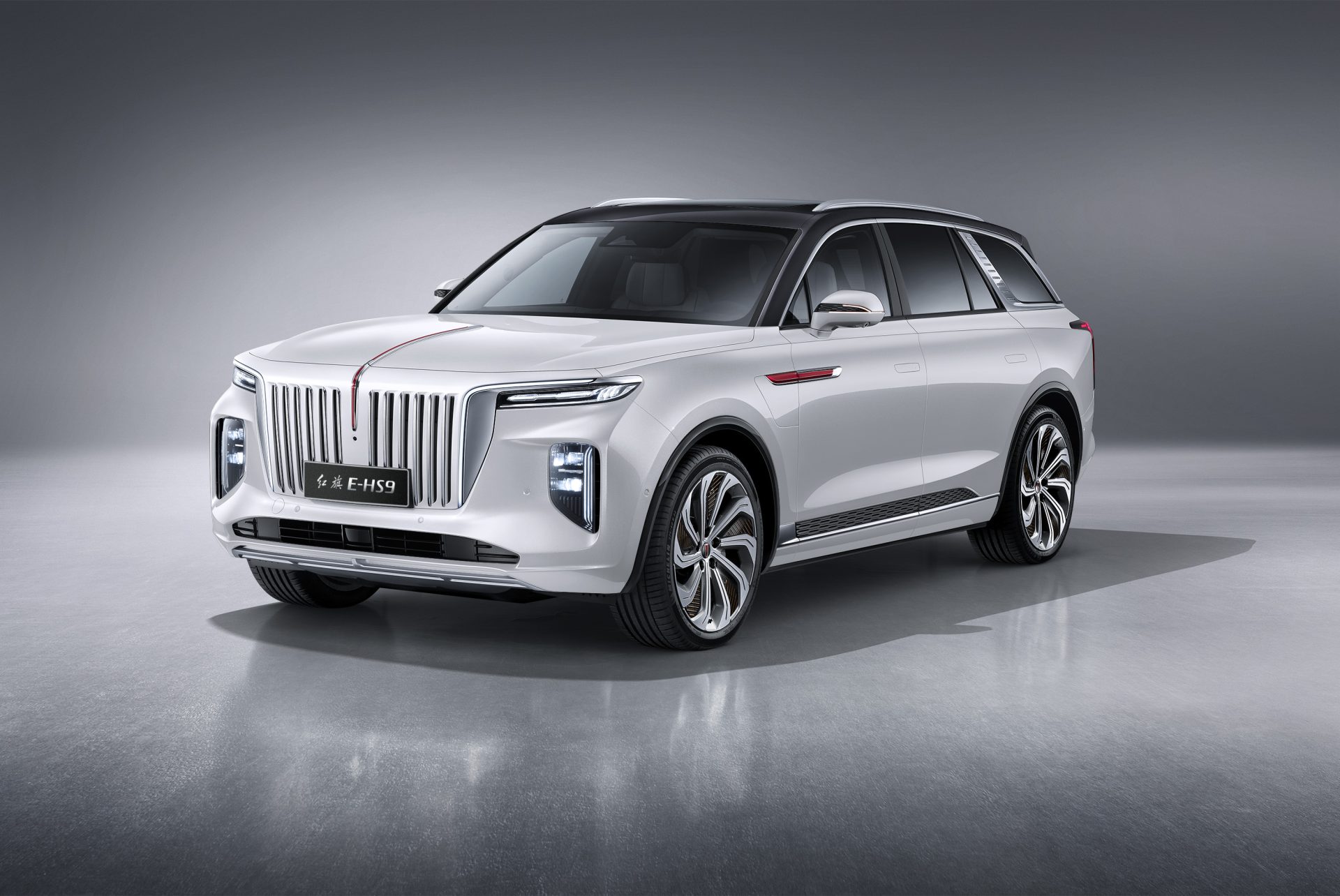 HONGQI E-HS9 : Çin Devlet Başkanı'nın kullandığı 8.1 milyon TL'lik SUV satışa sunuldu