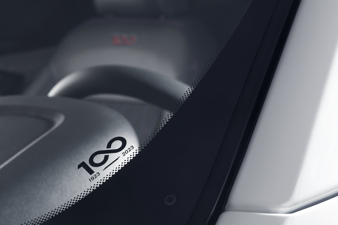 FIAT, Cumhuriyetin 100. Yılını özel Fiorino 100.Yıl Serisi ile kutluyor