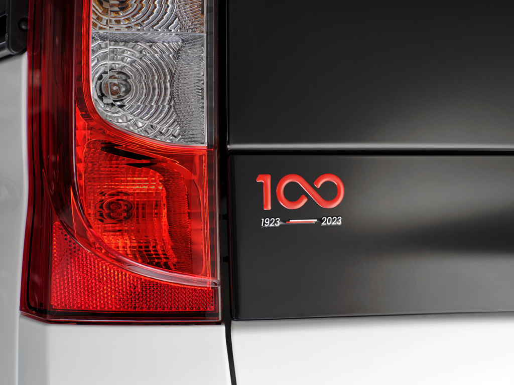 FIAT, Cumhuriyetin 100. Yılını özel Fiorino 100.Yıl Serisi ile kutluyor