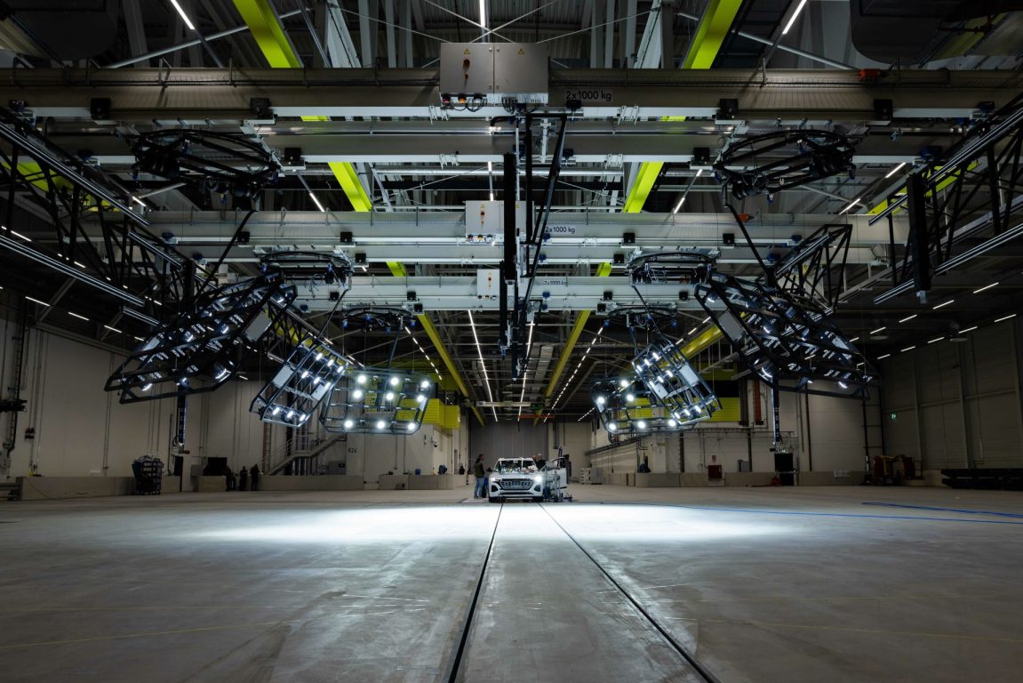 Audi’den pasif güvenlik yatırımı: Araç Güvenlik Merkezi