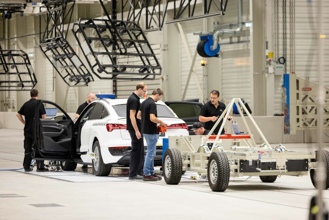 Audi’den pasif güvenlik yatırımı: Araç Güvenlik Merkezi