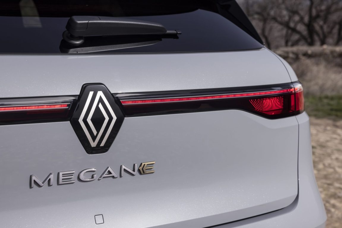 Renault yeni Megane ETech %100 Elektrikli, Van’da farklı bir lansmanla tanıtıldı