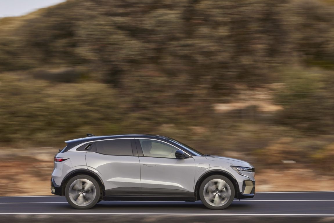 Renault yeni Megane ETech %100 Elektrikli, Van’da farklı bir lansmanla tanıtıldı