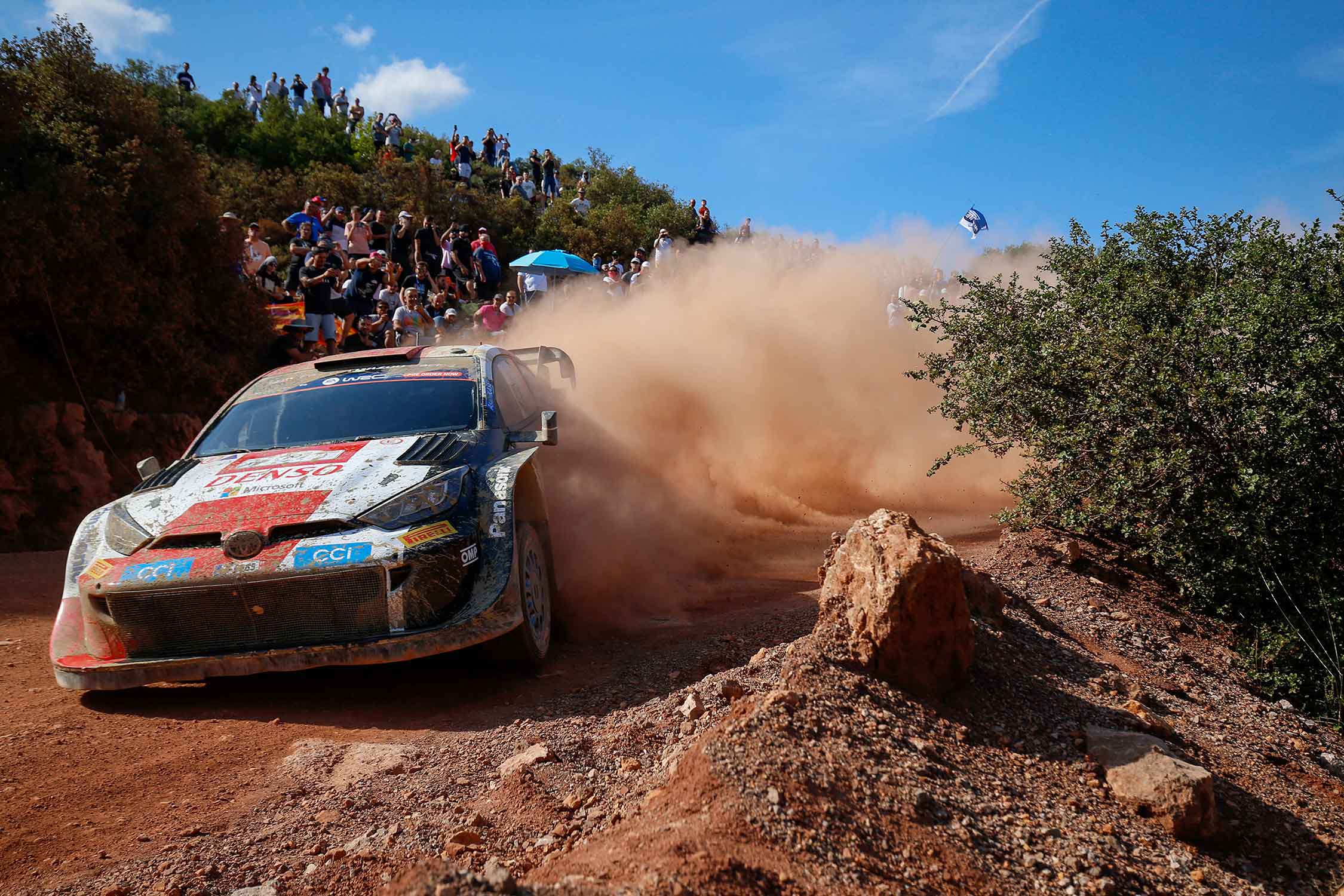 TOYOTA GAZOO Racing Dünya Ralli Takımı, Yunanistan'da düzenlenen Akropolis Rallisi'nde büyük bir başarı elde etti
