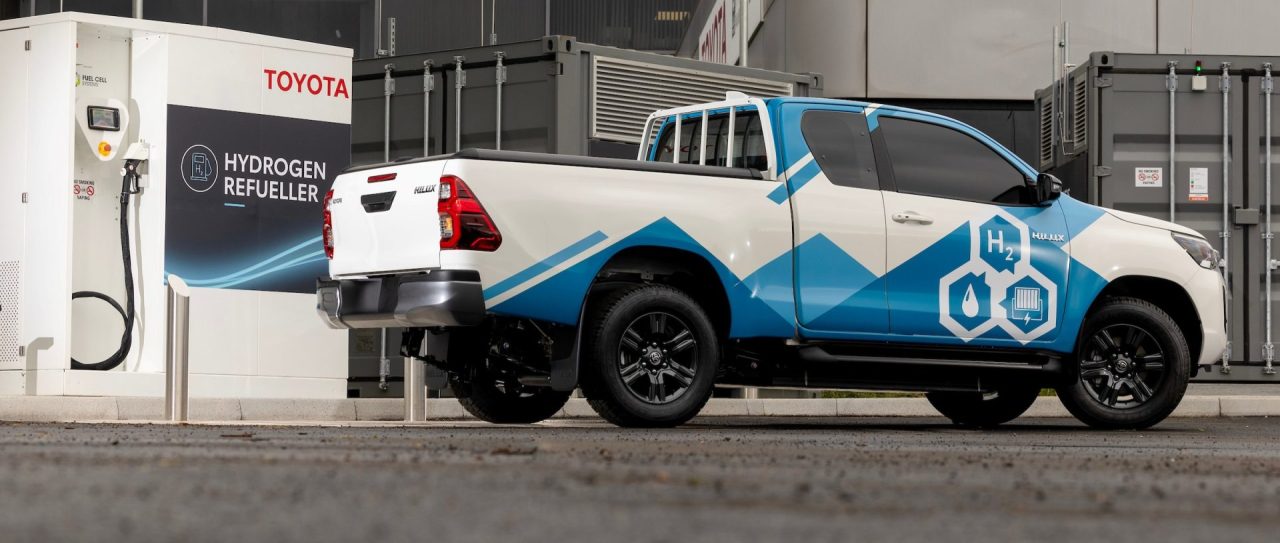 Toyota’dan hidrojen yakıt hücreli Hilux