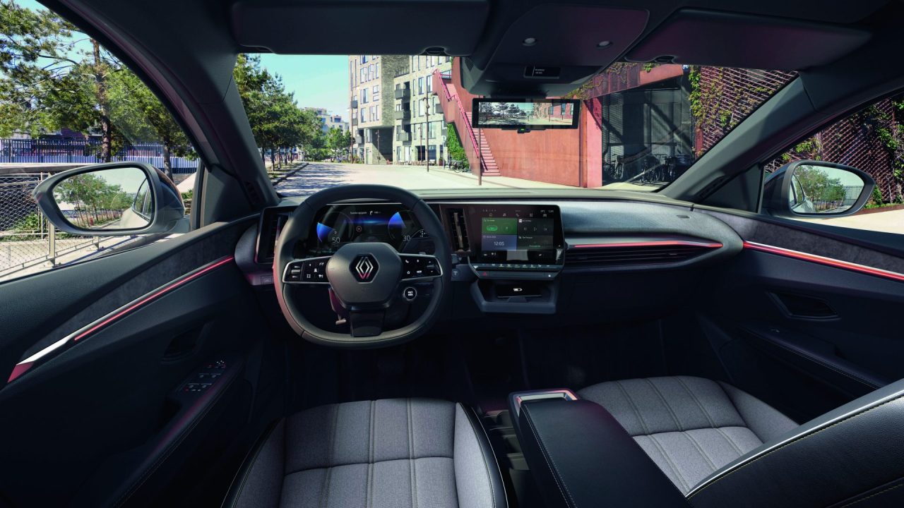Renault yeni Megane ETech %100 Elektrikli, Van’da farklı bir lansmanla tanıtıldı