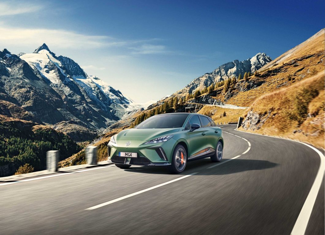 MG4 Electric XPOWER Türkiye’ye geldi