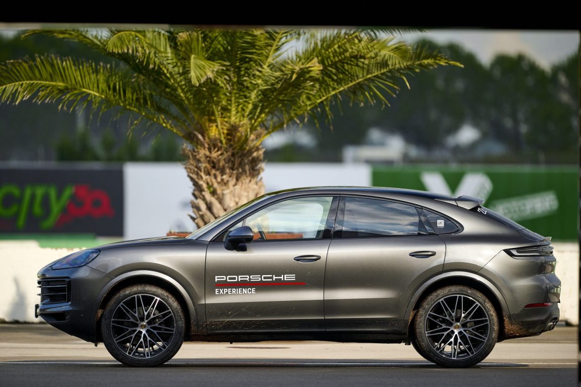 Yeni Cayenne, 911 GT3 RS ve güncel Porsche modelleri İstanbul Park’ta piste çıktı