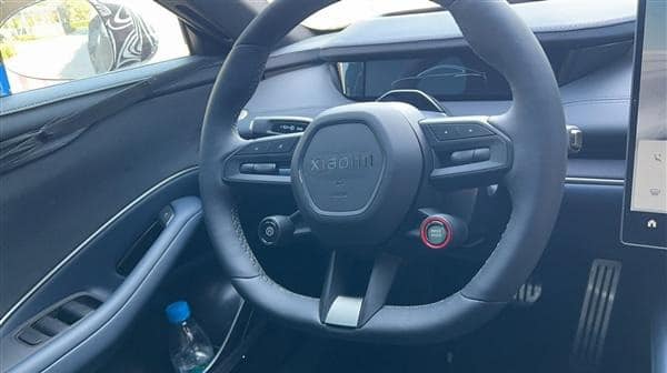 Xiaomi SU7: Resmi fotoğraflar Mi elektrikli otomobilin tasarımını ortaya koyuyor