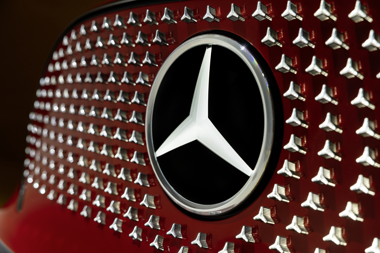 Mercedes dünyanın en değerli markaları arasında yedinci sıraya yükseldi