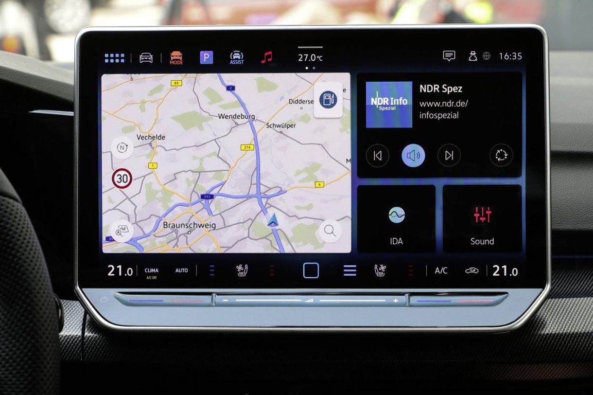 Volkswagen Golf yenilendi ve elektriklendi