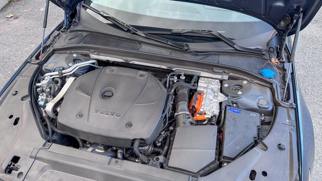 Volvo S90 Recharge T8 AWD test sürüşü