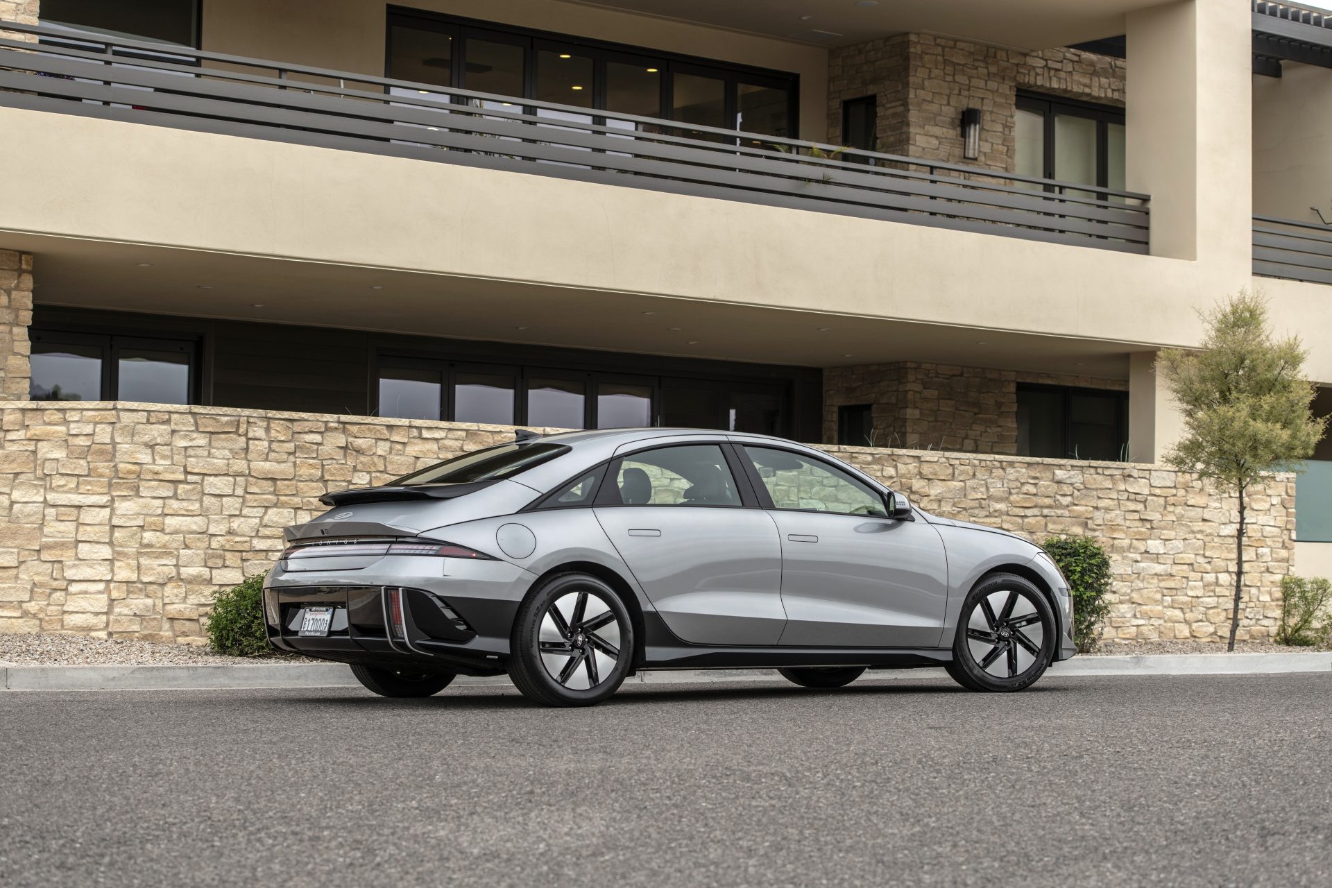 Hyundai IONIQ 6 Advance donanımla geliyor