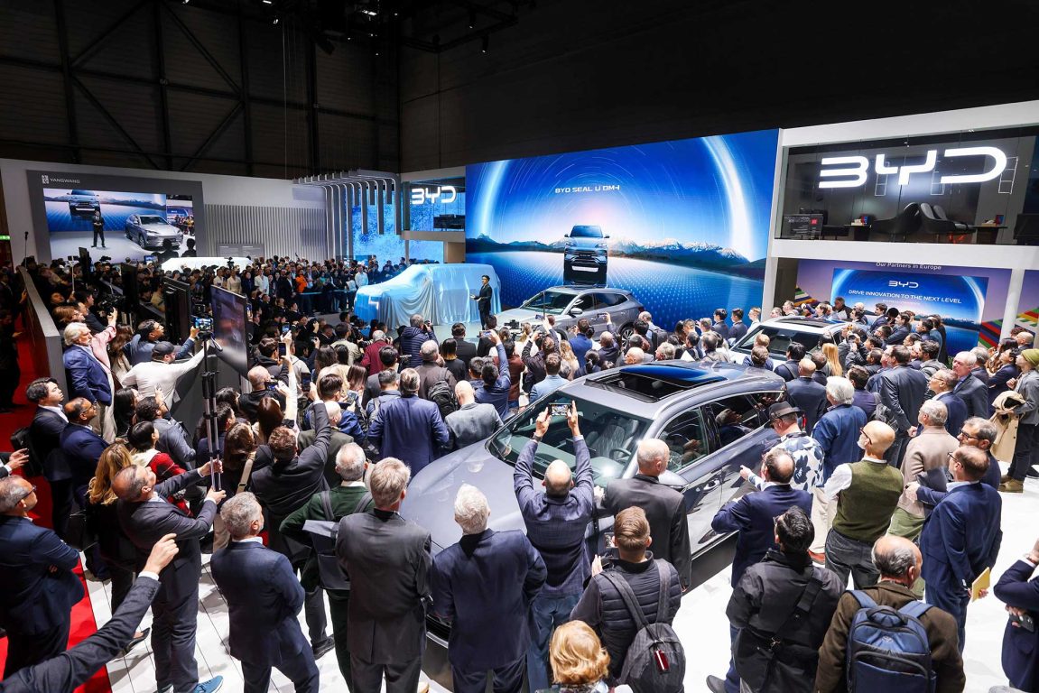 BYD, Cenevre Otomobil Fuarı’nda yeni modellerini ve sergiledi