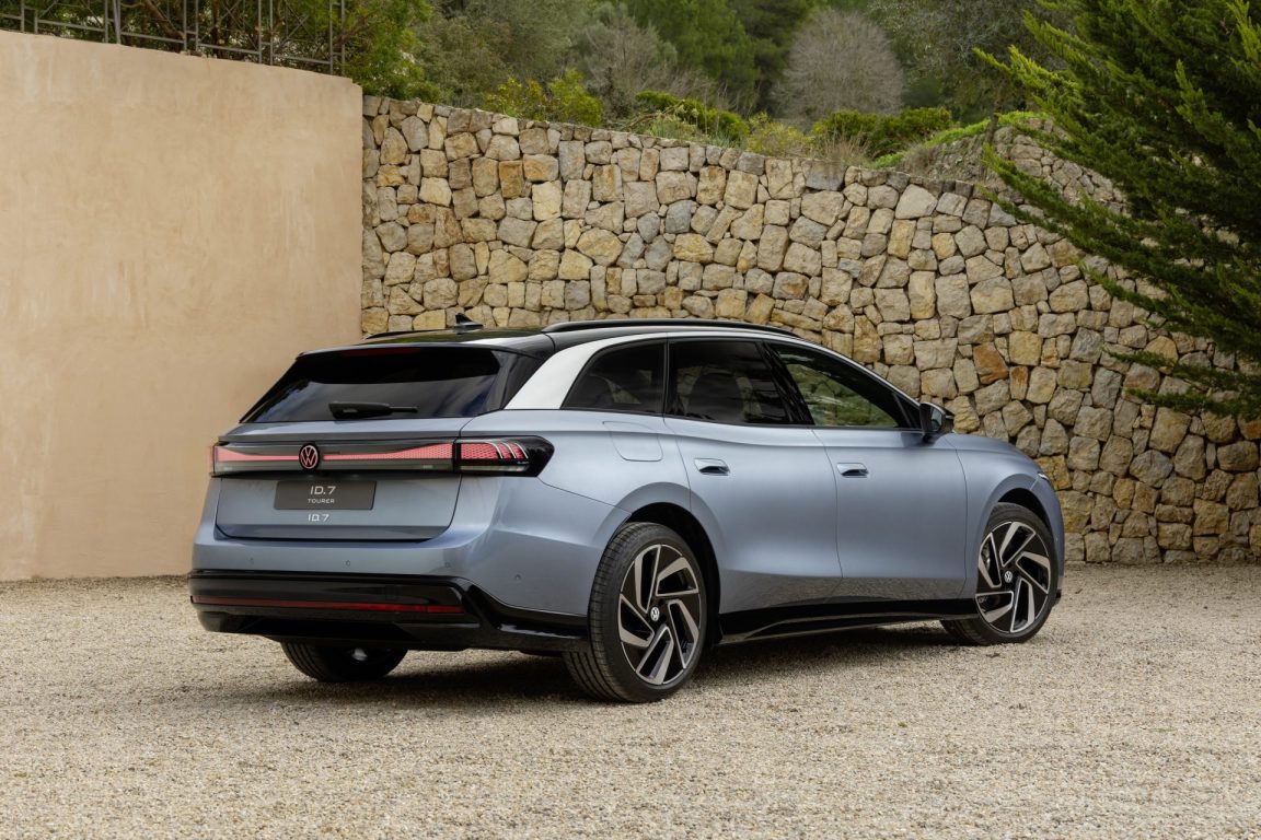 Volkswagen ID.7 Tourer, Passat’ın yerini dolduracak mı?