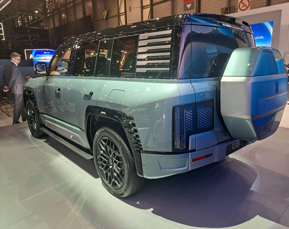 BYD, Cenevre Otomobil Fuarı’nda yeni modellerini ve sergiledi