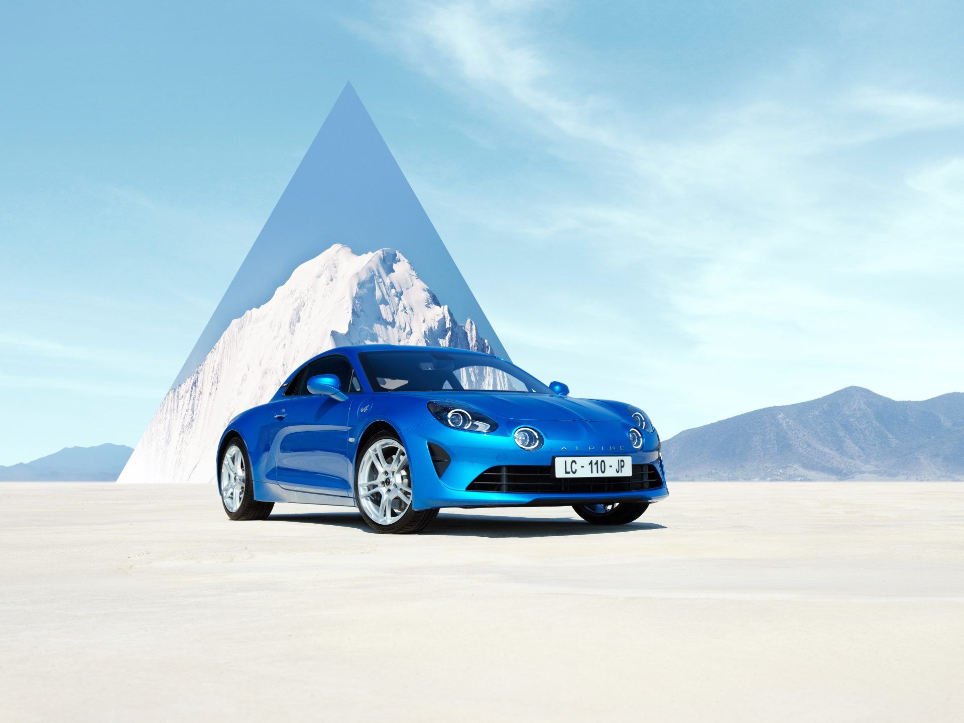 Alpine A110 Türkiye'de satışa sunuldu