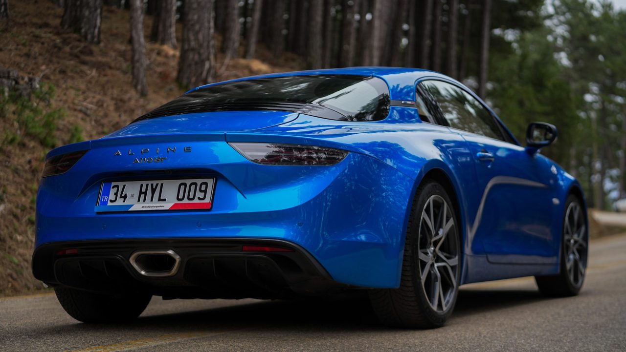 Alpine A110 Türkiye’de satışa sunuldu