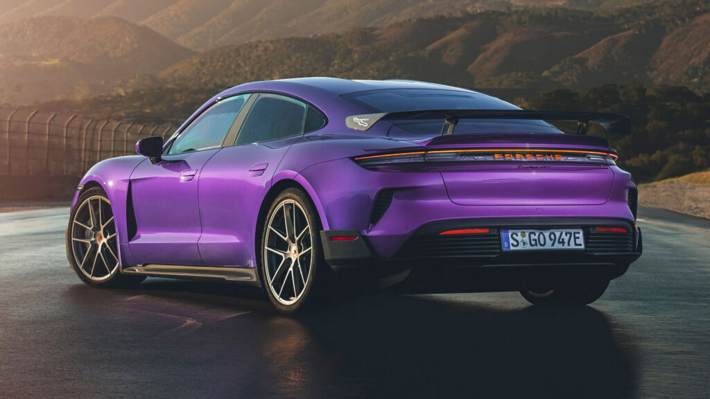1092 HP’lik Porsche Taycan Turbo GT tanıtıldı