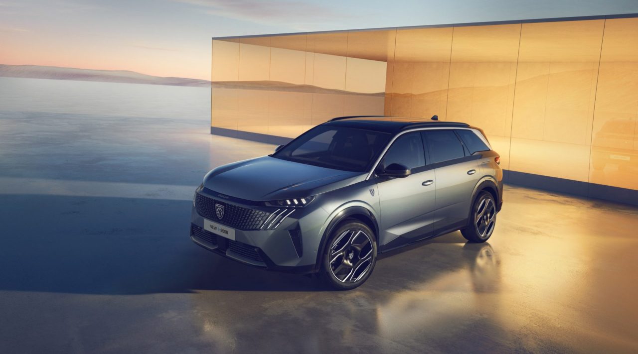İşte yeni Peugeot E-5008