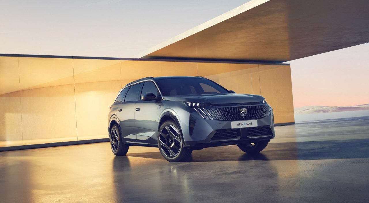 İşte yeni Peugeot E-5008