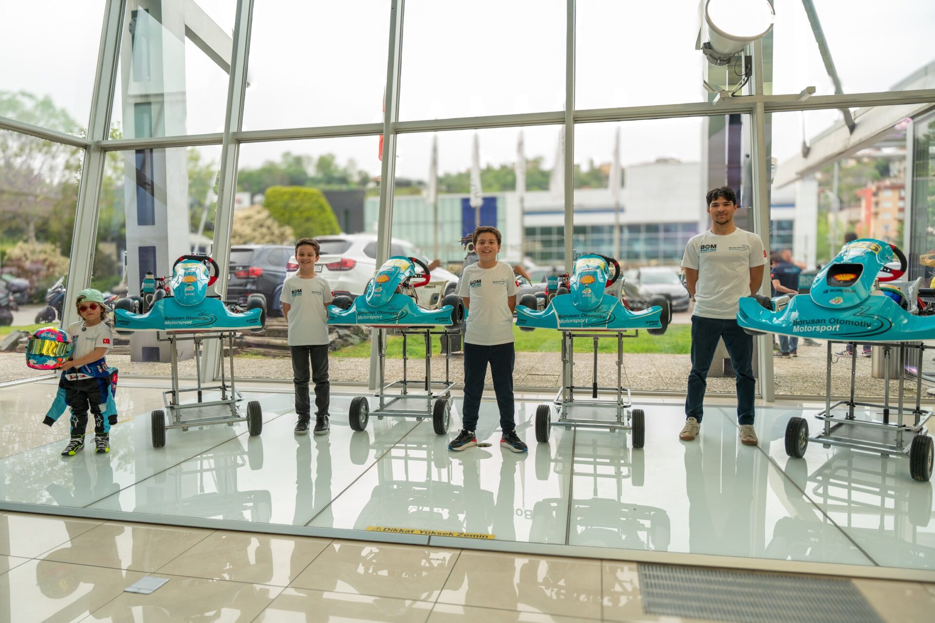 BOM Karting Takımı yeni kadrosunu tanıttı