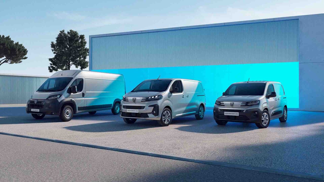 Peugeot’nun yenilenen Ticari modelleri satışa sunuldu