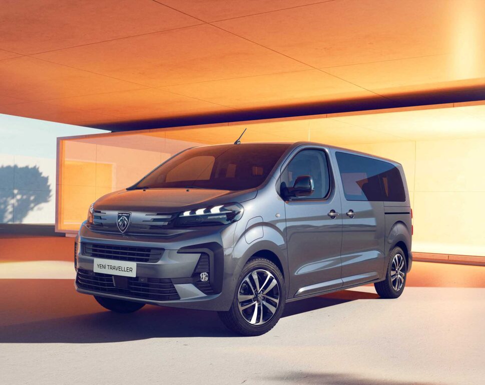 Peugeot’nun yenilenen Ticari modelleri satışa sunuldu