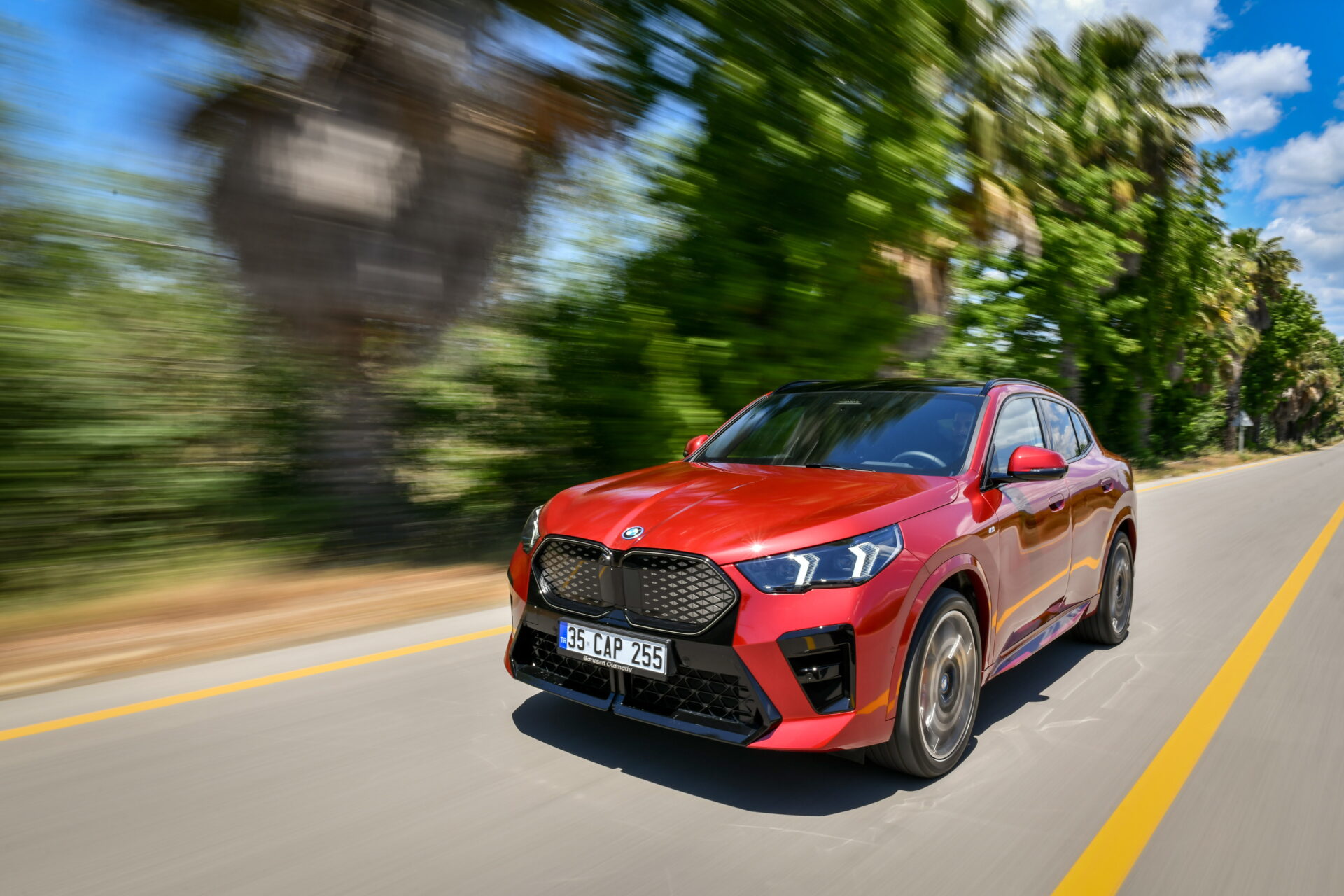 Yeni BMW X2 ve Yeni MINI Countryman satışa sunuldu