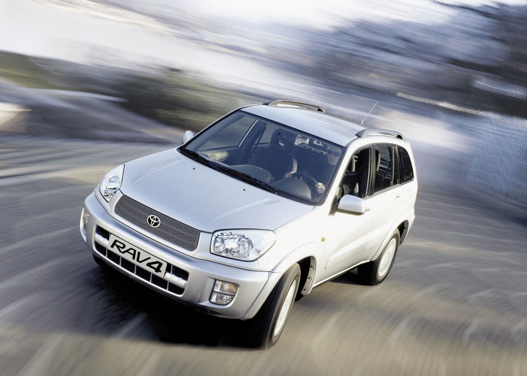 Segmentinin Yaratıcısı İkonik Toyota RAV4 30. yaşını kutluyor