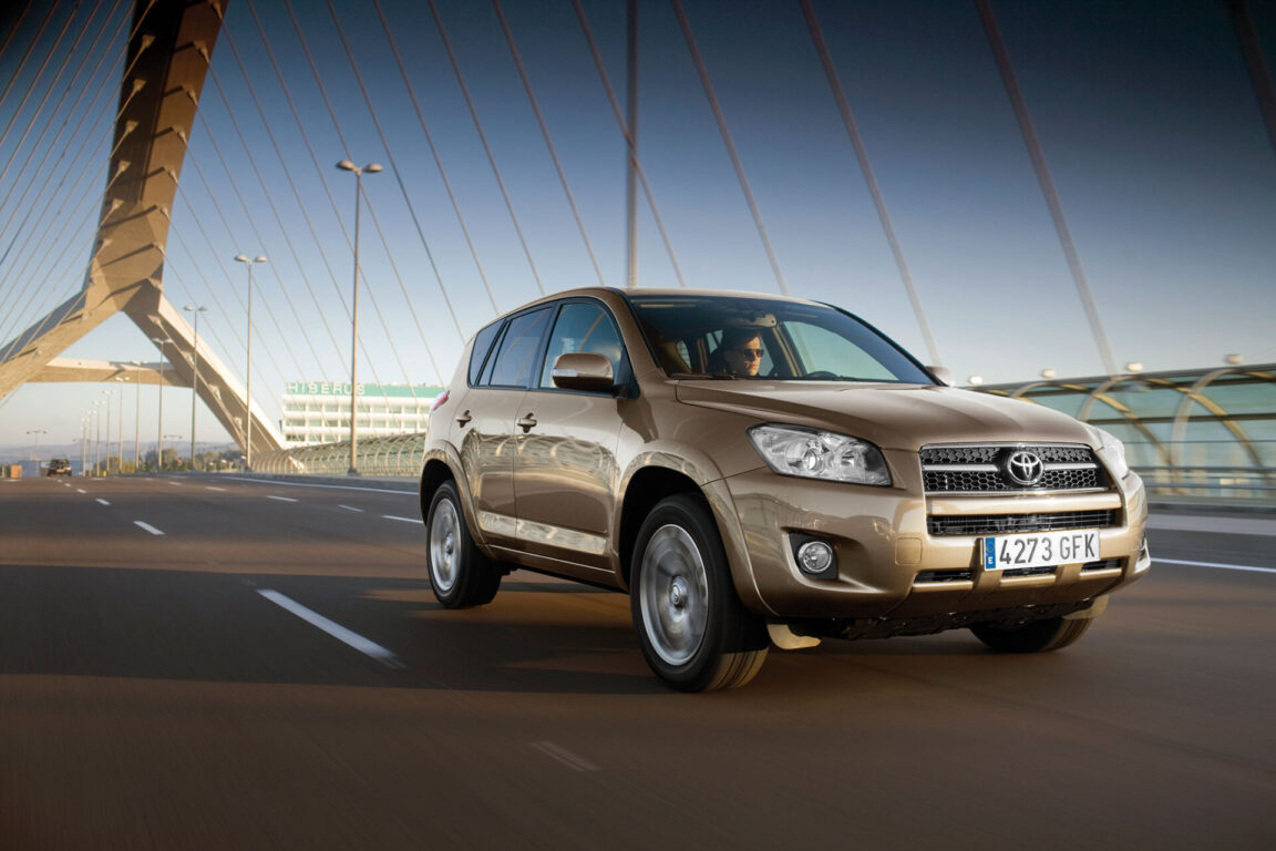 Segmentinin Yaratıcısı İkonik Toyota RAV4 30. yaşını kutluyor
