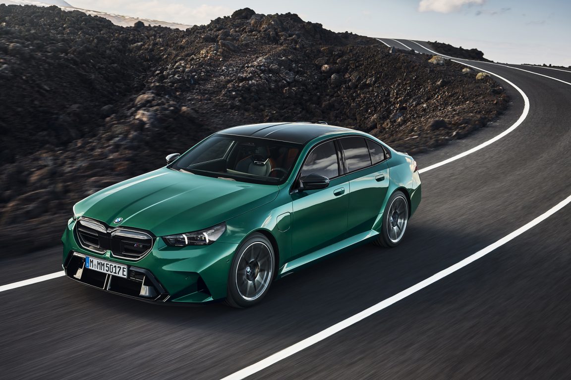 Yeni BMW M5 artık hibrit ve 727 HP!