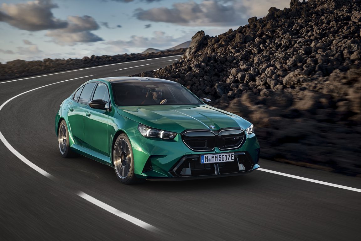 Yeni BMW M5 artık hibrit ve 727 HP!