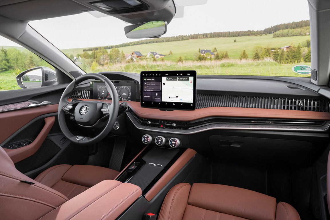 Skoda Yeni Superb ile segmentinde standartları değiştiriyor