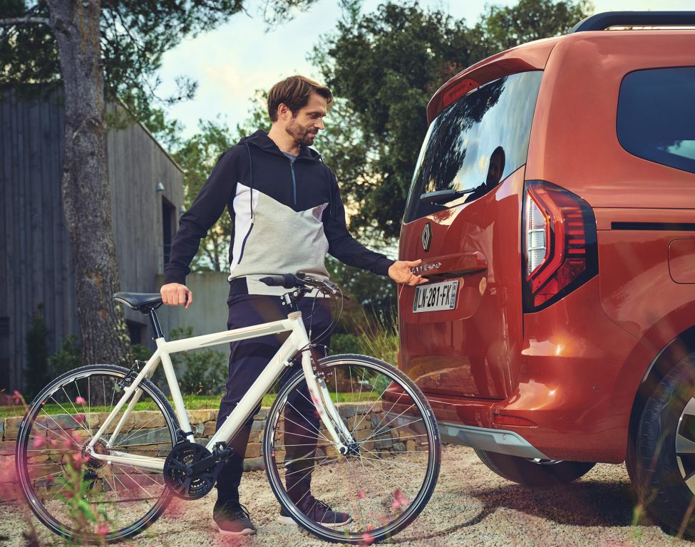 Yeni Renault Kangoo Multix satışa sunuldu