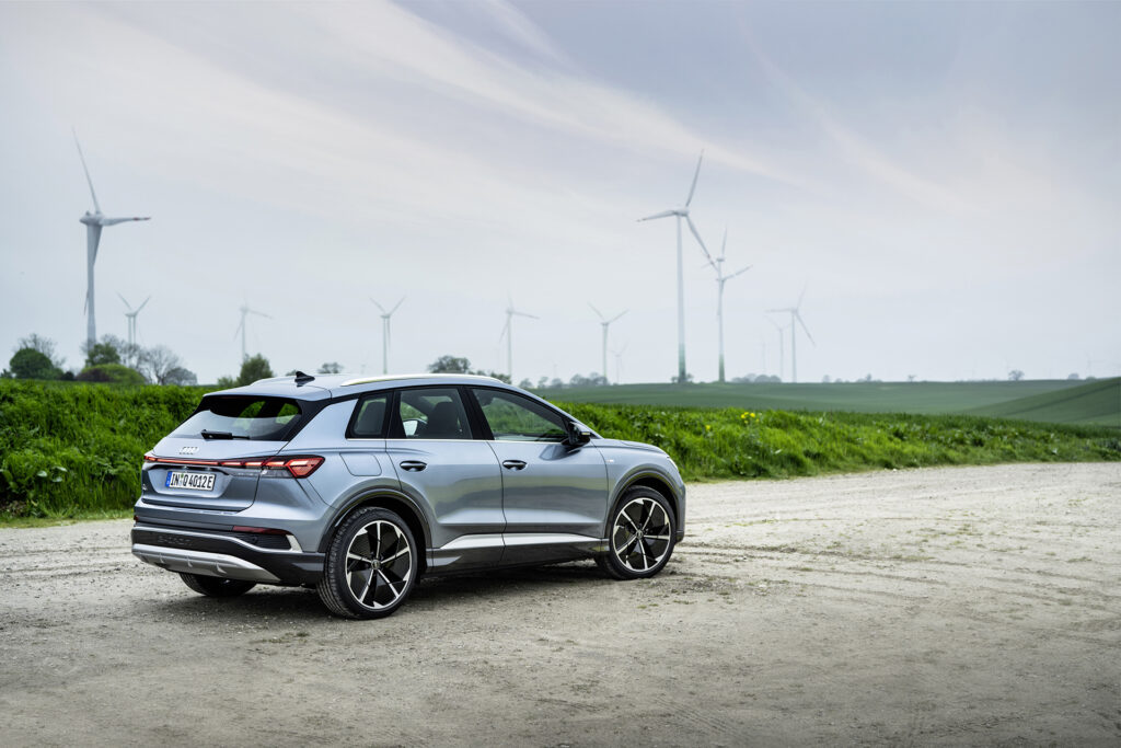 Audi Q4 e-tron satışa sunuldu. İşte fiyatı ve tüm detaylar!