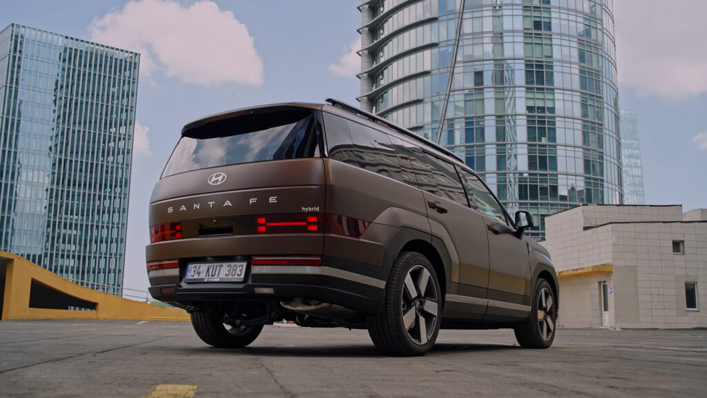Yeni Hyundai SANTA FE satışa sunuldu