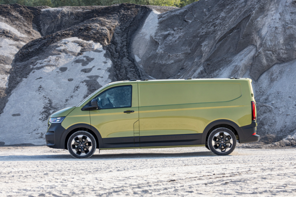 Volkswagen yeni Transporter ve Caravelle modelini tanıttı