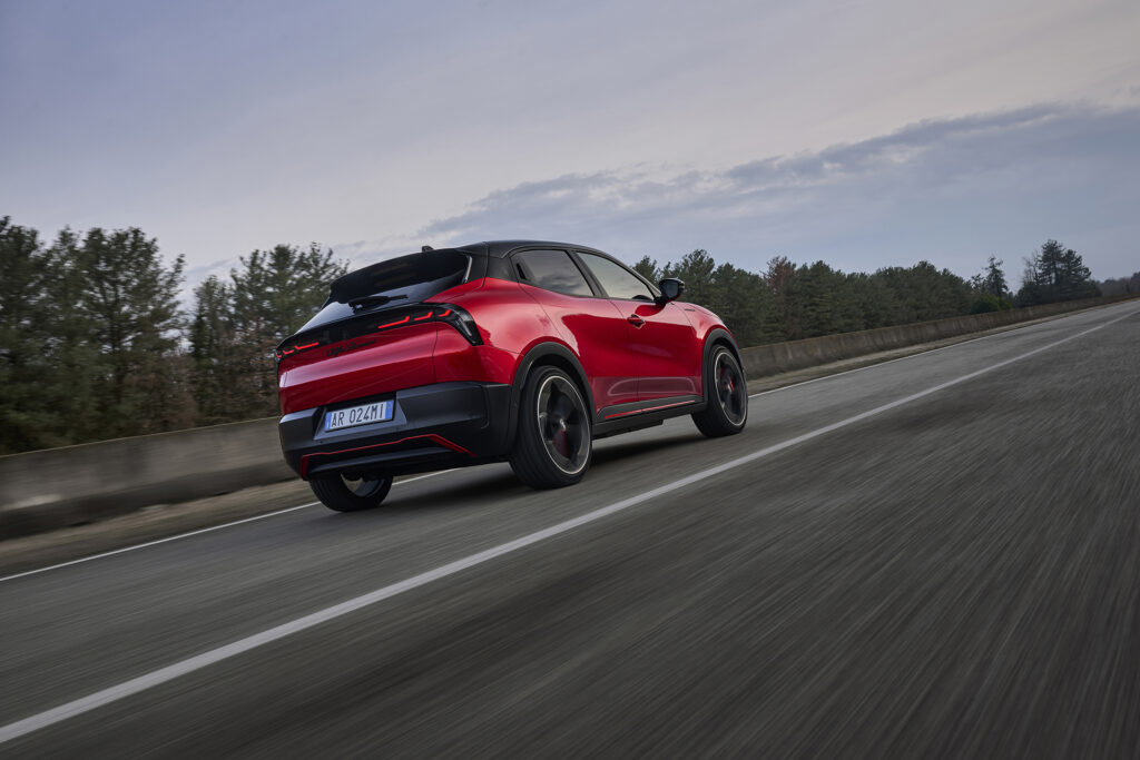 Alfa Romeo Junior Türkiye’de ön satışa sunuldu
