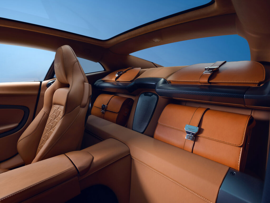 Yeni Aston Martin Vanquish
