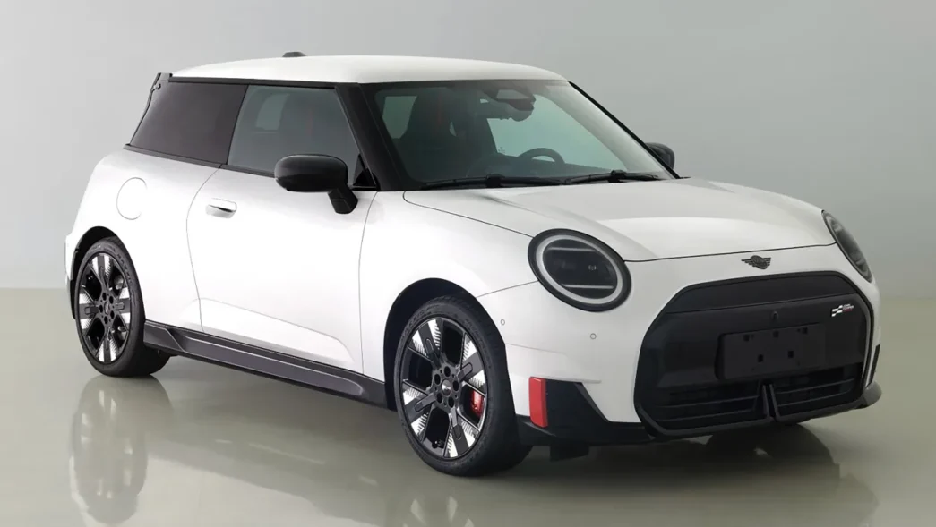 Yeni MINI John Cooper Works yakında tanıtılacak