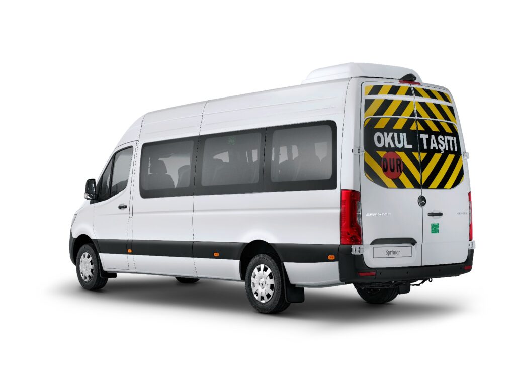 Mercedes Sprinter yenilendi