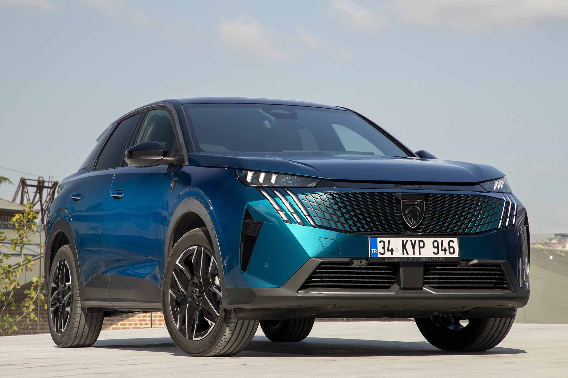 Yeni Peugeot 3008 satışa sunuldu
