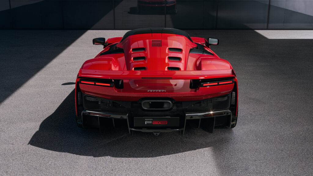 Yeni Ferrari F80 sadece 799 adet üretilecek