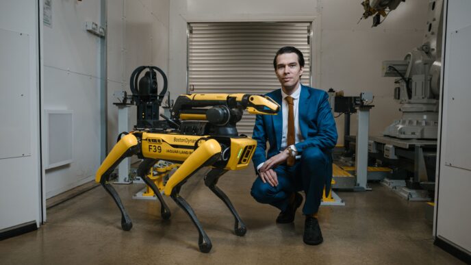 Robot bekçi köpeği Rover